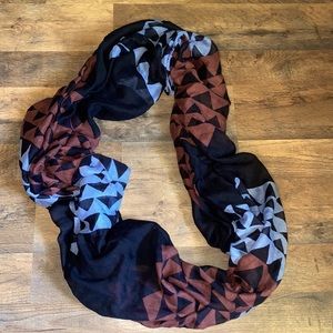 Gorgeous Infinity scarf!